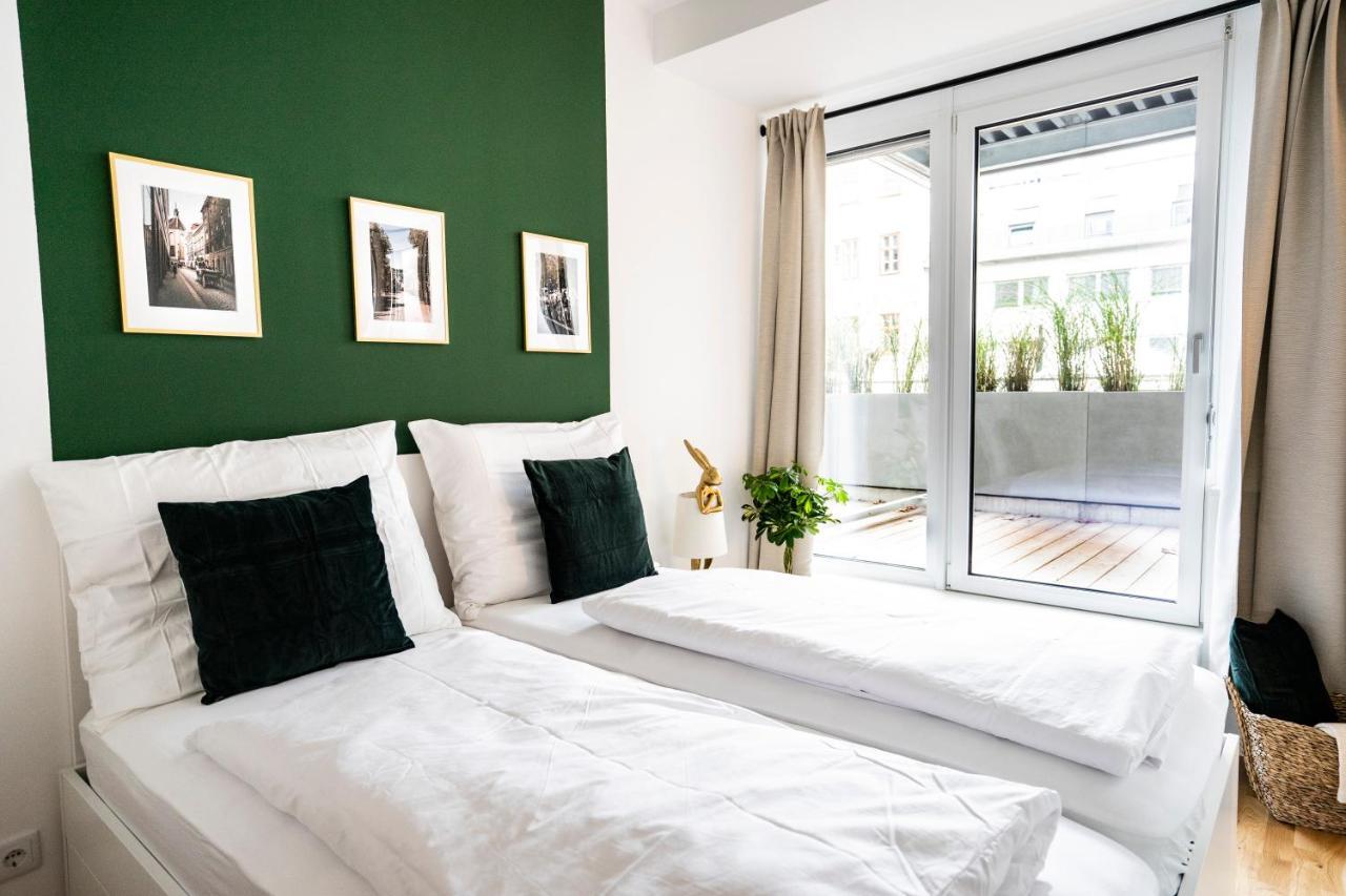 Boutique Design-Apartments Wina Bagian luar foto