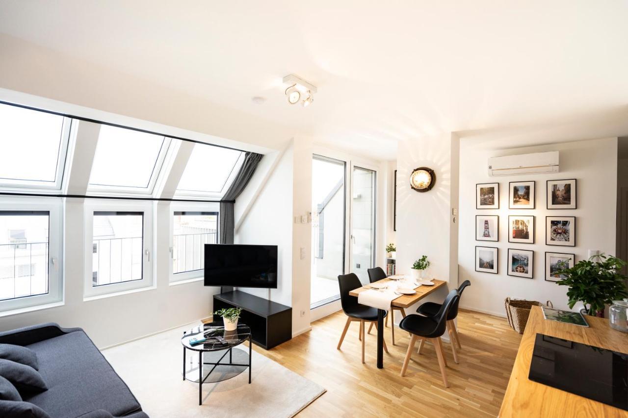 Boutique Design-Apartments Wina Bagian luar foto