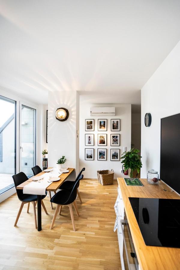Boutique Design-Apartments Wina Bagian luar foto